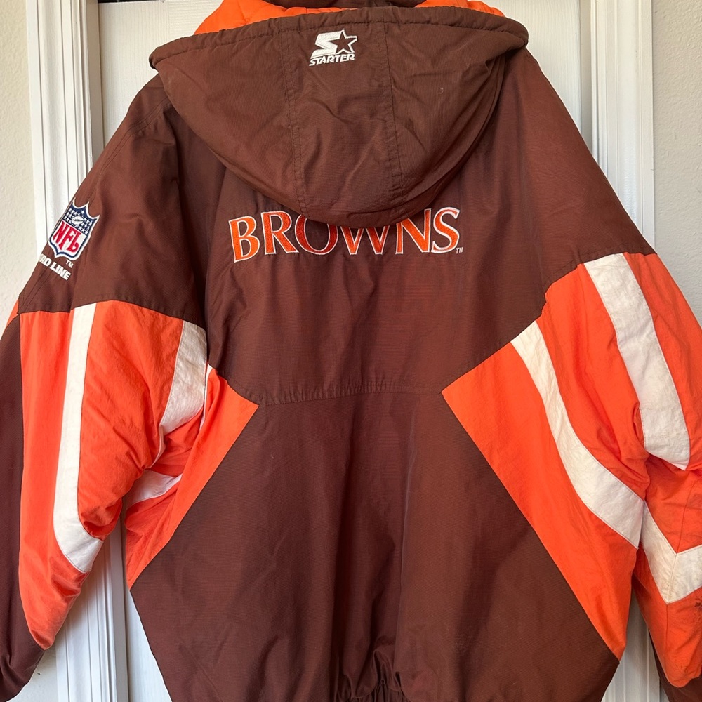 Mens NFL Cleveland Browns JACKET / PARKA by Starter. Size XXL